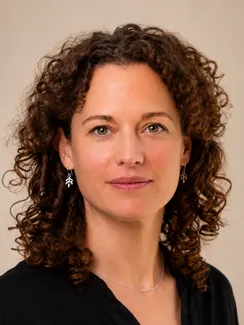 Porträt von Miriam Ovesny